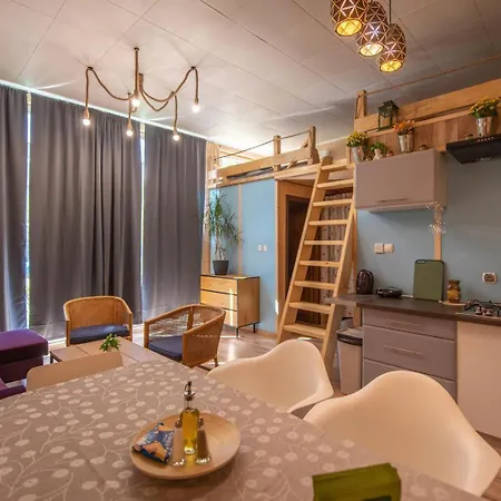 Przystanek Na Szlaku بيت للعطل